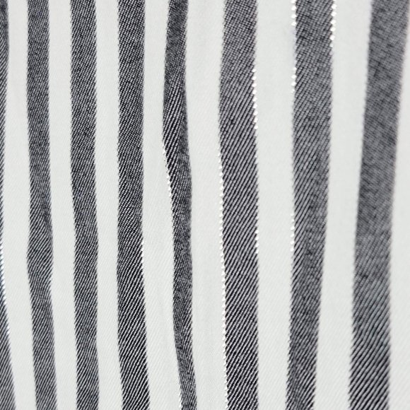 Victoria's Secret NWT Women's Gray White & Silver Pajama Shirt Size Large - Picture 10 of 11